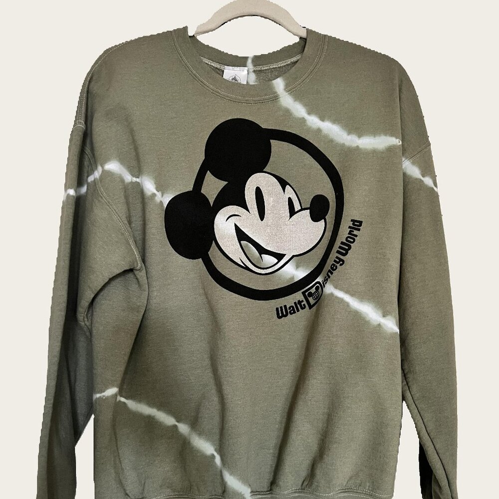 Walt Disney World Crewneck Sweater Size Large Tie Dye Green Mickey Mouse Parks